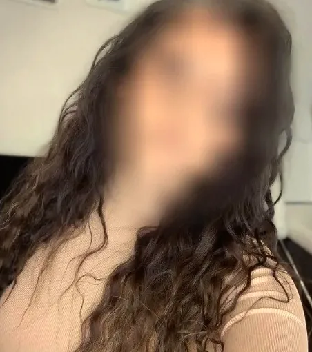 Josephine, 35