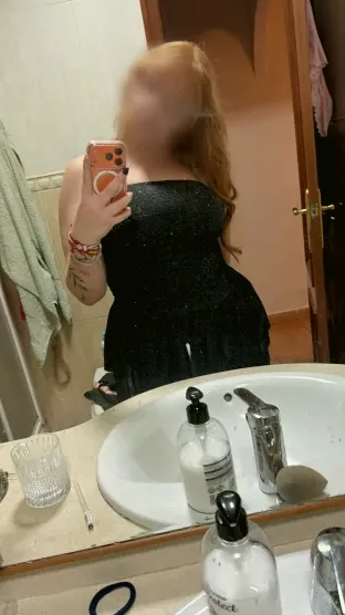 Laura, 19