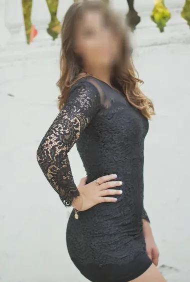 Lea, 28