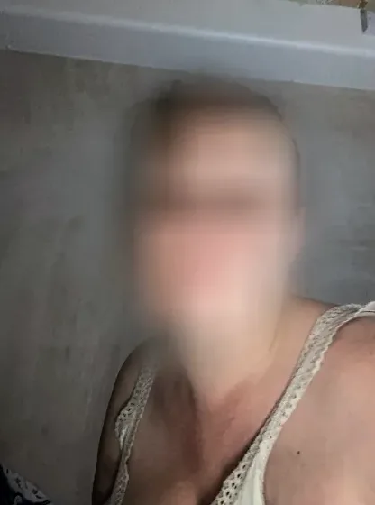 Leyla, 39